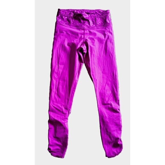 Lululemon Leggings Purple Size 4 High Rise Dynamite Condition Ankle Crop Ruched - Picture 1 of 9